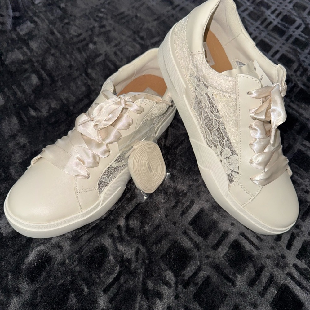 Dolce Vita Cream Sneakers with Textured Fabric and Low-Top Design
